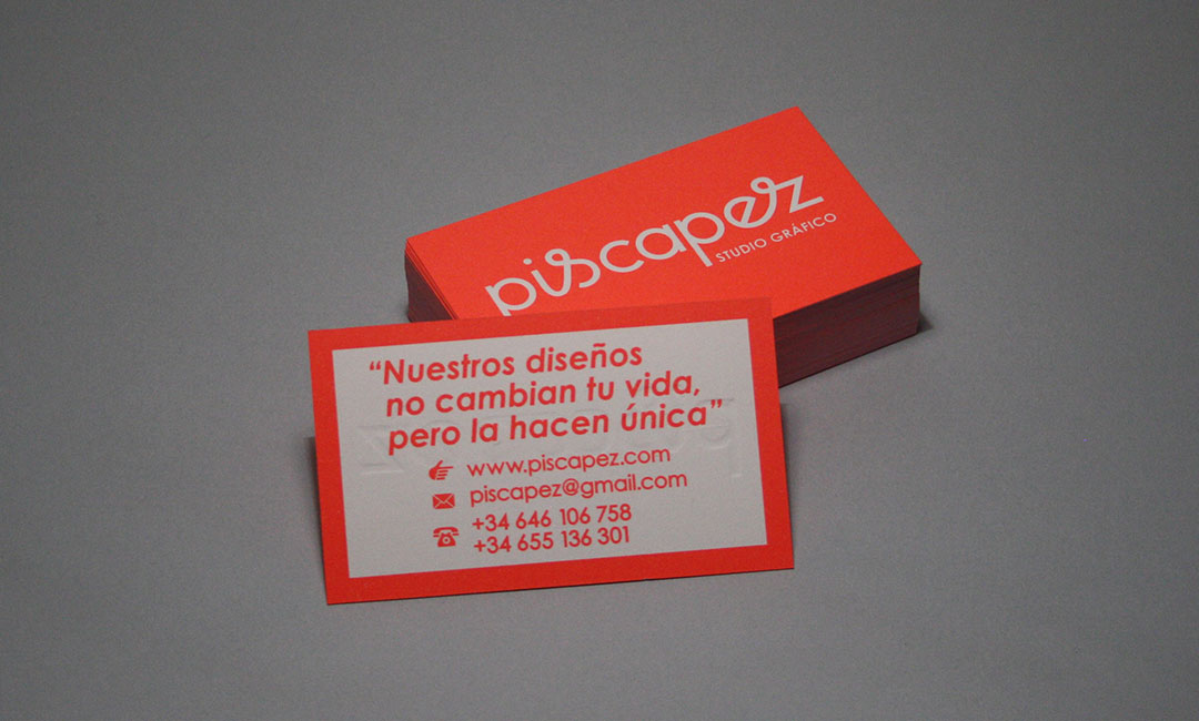 Diseño de las tarjetas de visita de Piscapez Studio desarrollando con ellas su imagen corporativa. Business Card design for Piscapez Studio